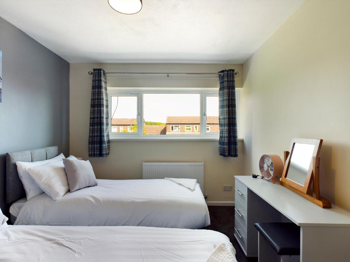 247 Serviced Accommodation In Telford- 3Br House Luaran gambar